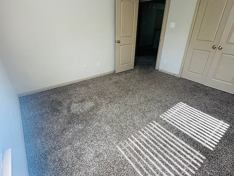 2249 Salado Dr — Photo 11