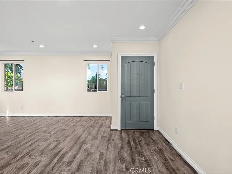 4812 Saturn St — Photo 2