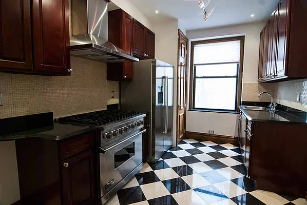 Rented by WAM Partners - William Moses Co. | media 40