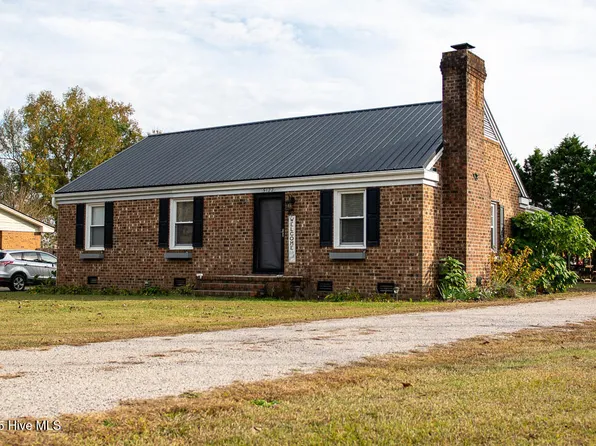 5122 Sharon Acres Road, Elm City, NC 27822