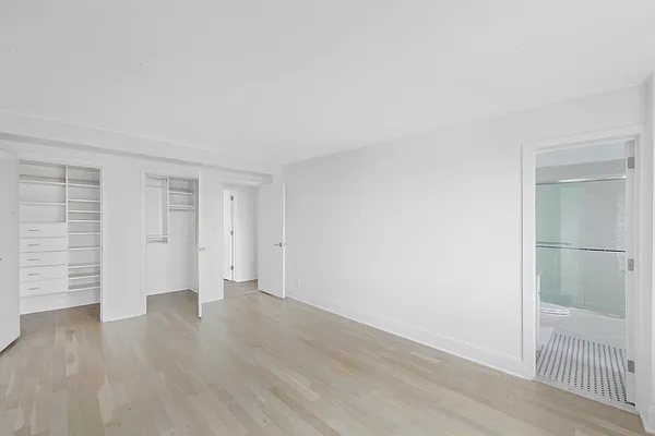 Rented by Stonehenge NYC LLC | media 10