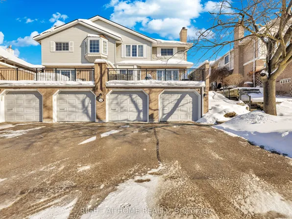 104 Woodlawn Rd E #3, Guelph, ON N1E 1B7