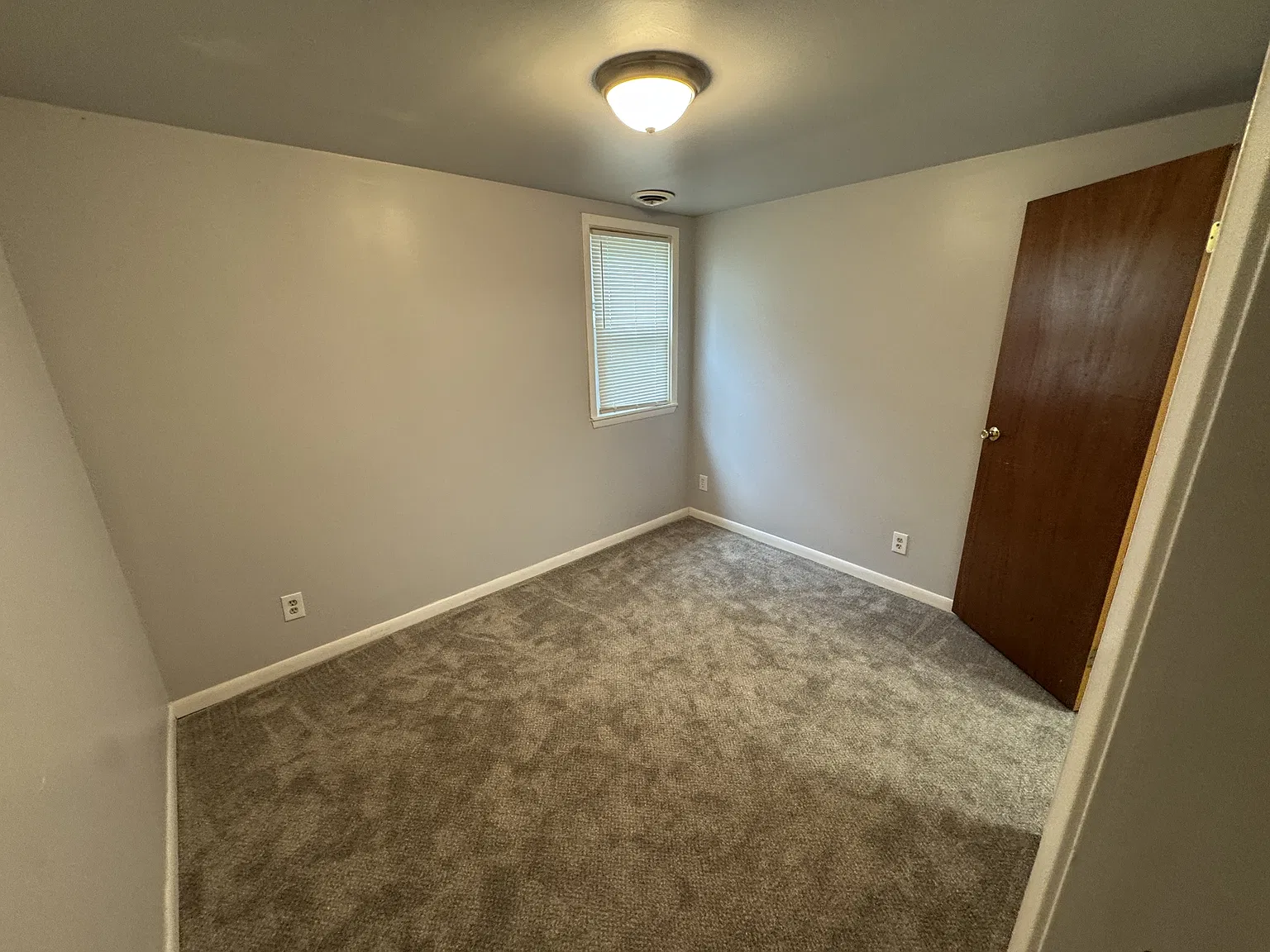 1305 Seneca Street - 2 — Photo 3