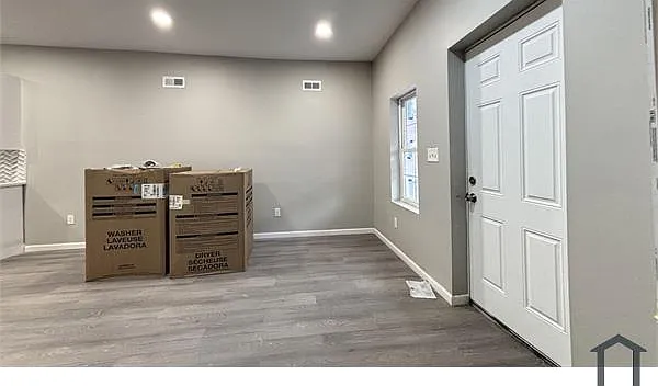 3 bed, $1,700 — Photo 3