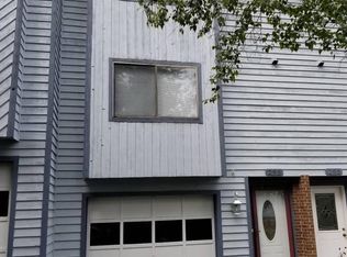 299 New Kent Rd, Blacksburg, VA 24060