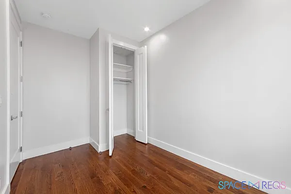 Rented by SpaceReqs LLC | media 15