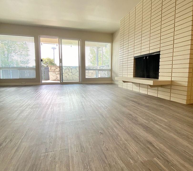 1st image of 900 Nob Hill Ave N APT 201
