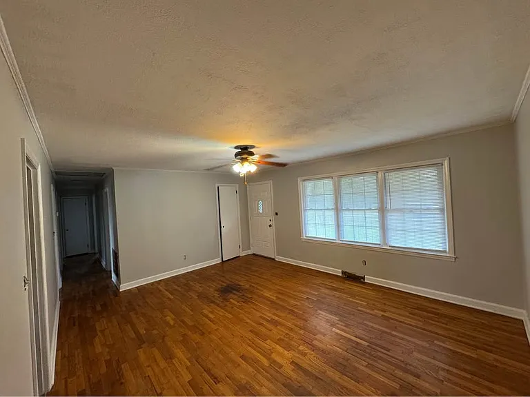 1108 Lower Dallas Hwy — Photo 15