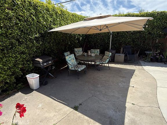 4th image of 9132 Vons Dr