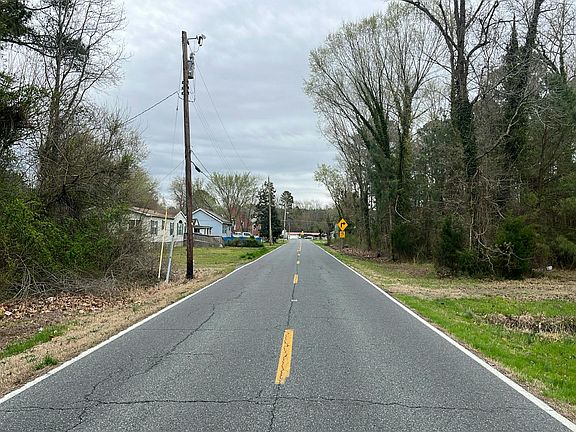 4th image of 26613 Main Street Ext