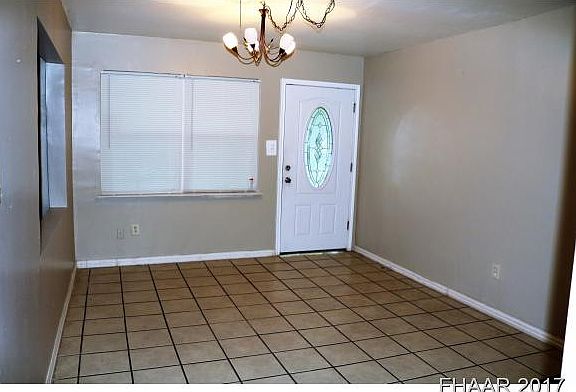 3rd image of 516 S 11th St
