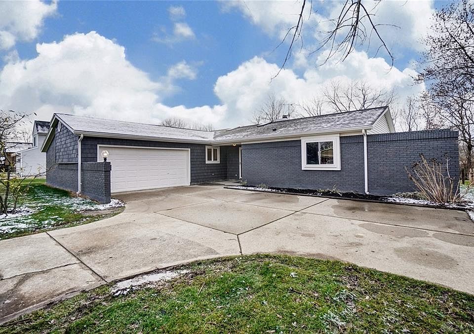 1st image of 8749 Cobblecreek Dr