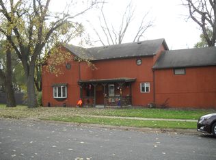 108 Adams St, Ridott, IL 61067