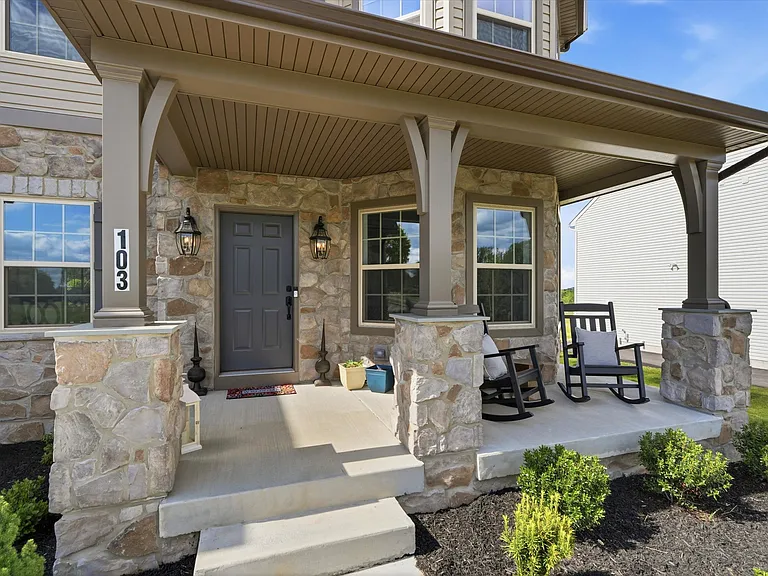 103 Janine Way — Photo 21
