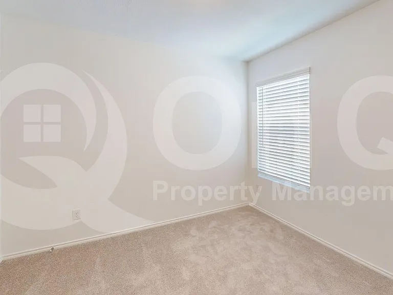 812 Poppy Cove Ln — Photo 15