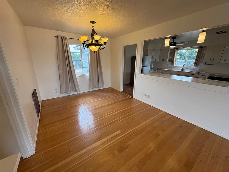 14519 Avenue 416 — Photo 15