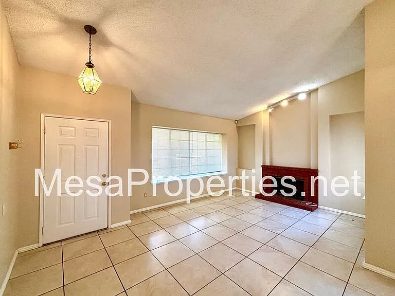 14182 Liberty Way — Photo 4