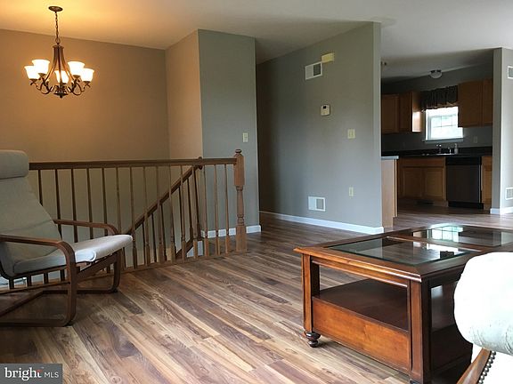 5th image of 257 Lake Meade Dr