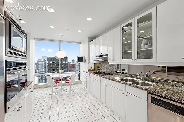 Sold by Corcoran | media 3