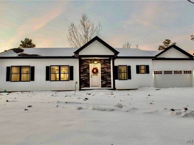 6220 Versailles Rd, Lake View, NY, 14085