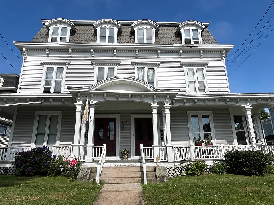 26 Elm St #3