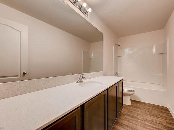 5th image of 861 Sea Urchin Cir