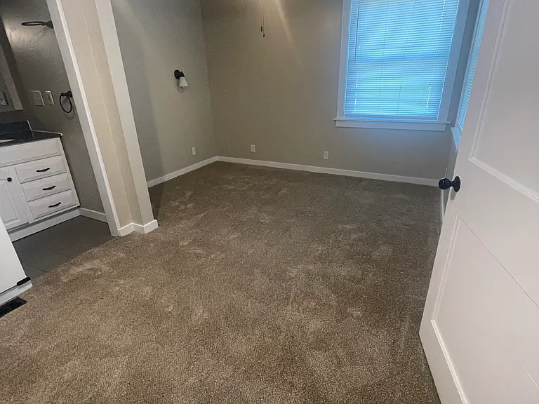 3351 S 48th St — Photo 13