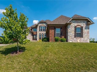 4030 Glenwood Way, Sellersburg, IN 47172