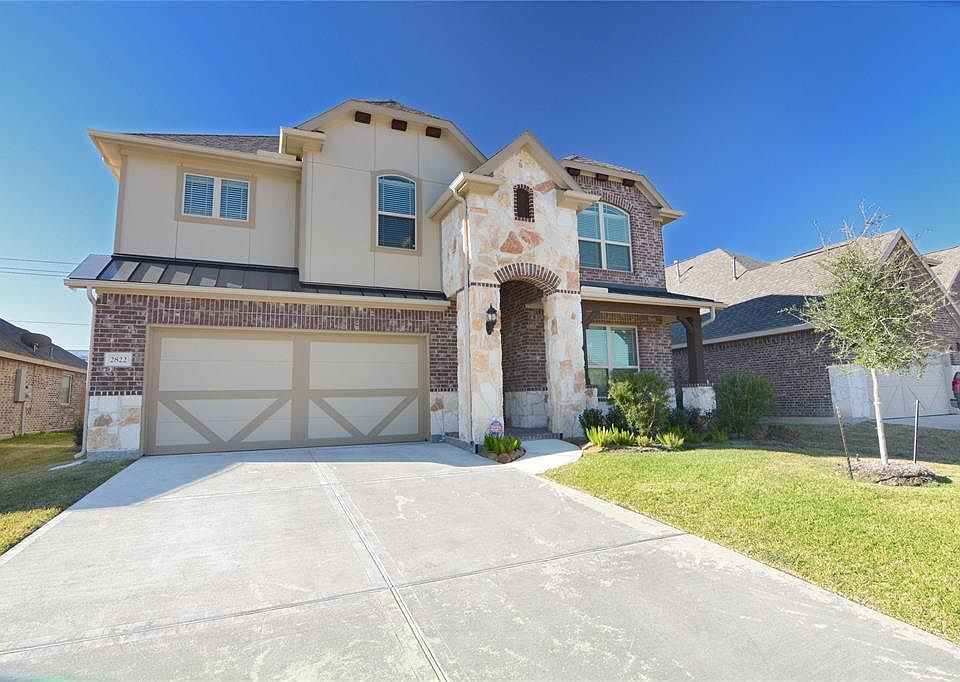 1st image of 2822 Park Villa Dr