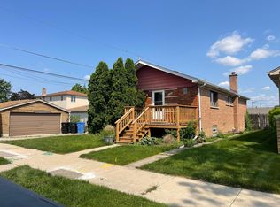 5708 W 57th Pl, Chicago, IL 60638