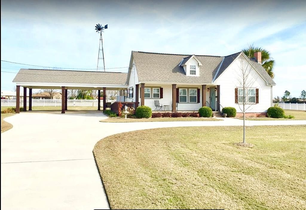 707 Mitchell St, Headland, AL 36345 Zillow