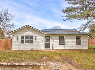 8698 Simpson Rd, Ovid, MI 48866