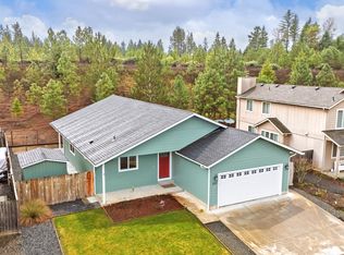 223 Cedar Brook Ln, Cave Junction, OR 97523