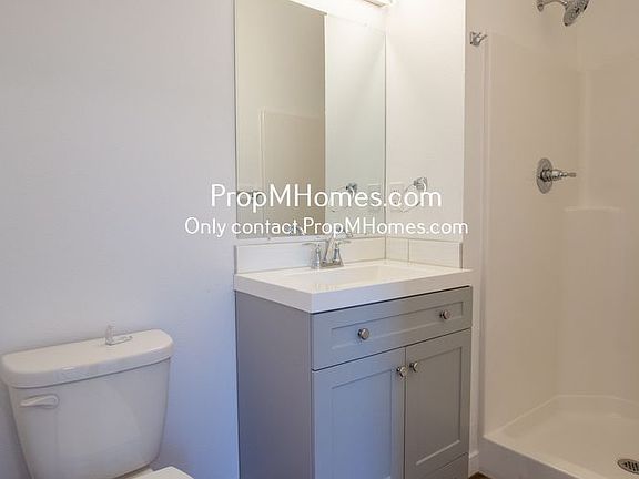 3rd image of 3789 N Vancouver Ave #203