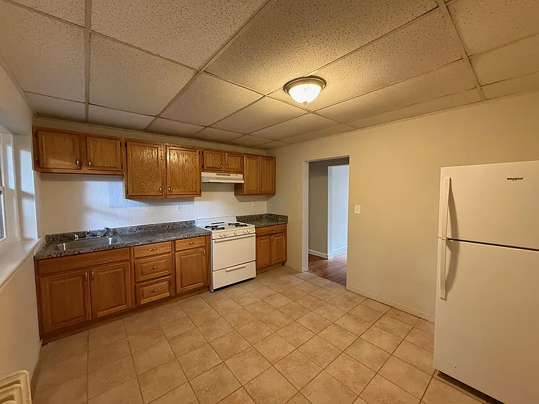 105 Norfolk St #1 — Photo 4