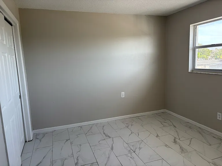 321 Johnson Ave #A12 — Photo 10