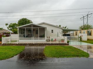 100 NW 218th Ln, Pembroke Pines, FL 33029