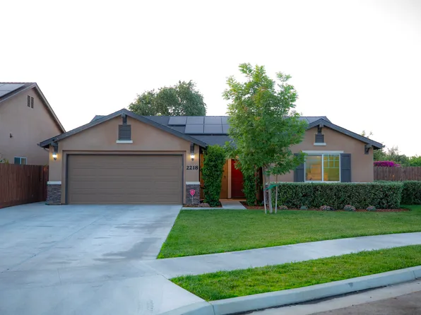 2218 E Woodsville Court, Visalia, CA 93292