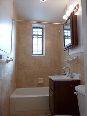 Rented by Bohemia Realty Group | media 8
