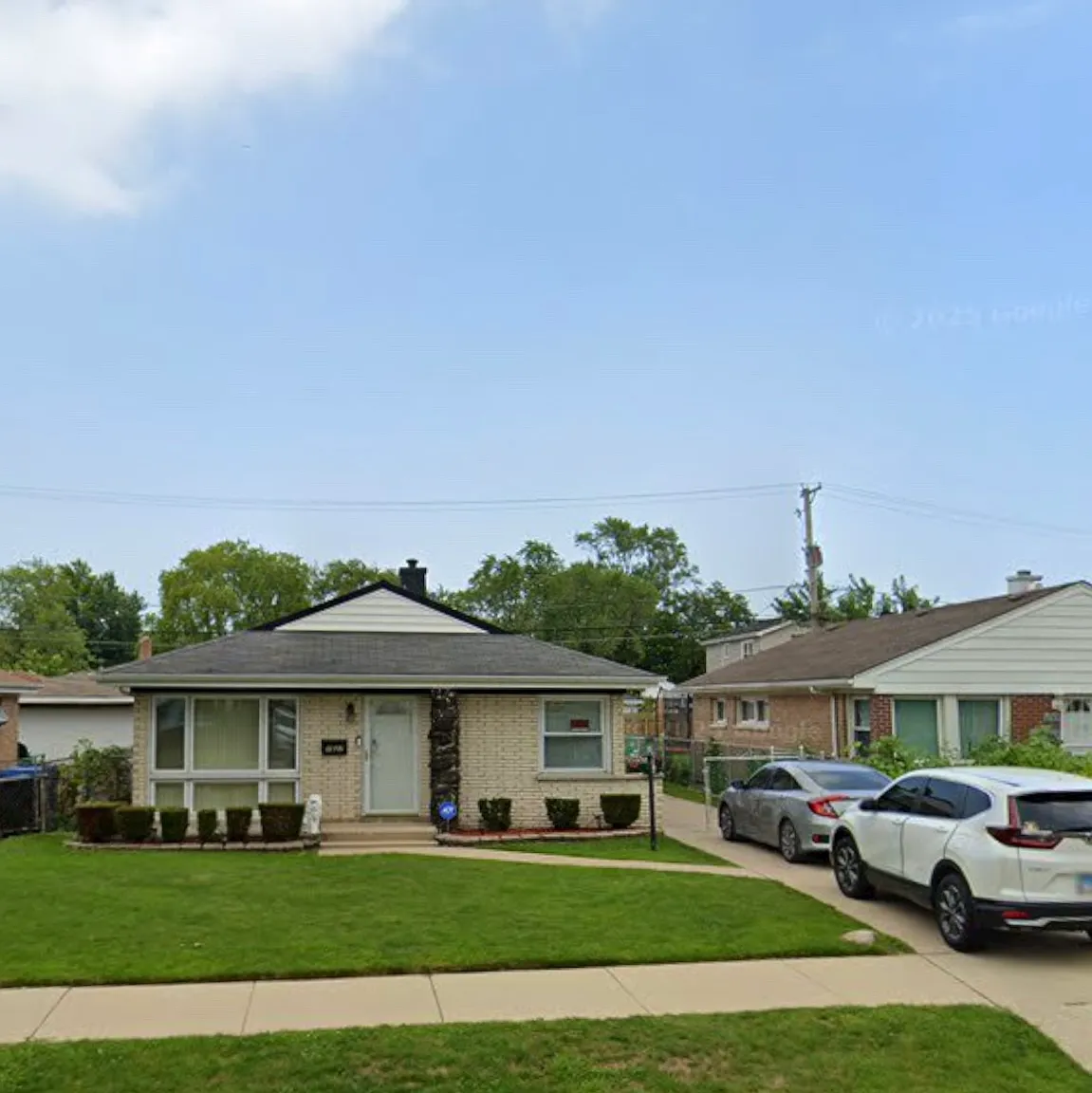 3 bed, 1040 sqft, $950 — Photo 1