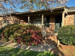 956 Richland Dr, Virginia Beach, VA 23464