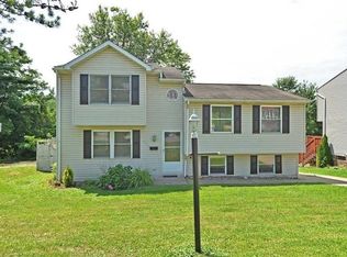 126 Hunting Creek Rd, Canonsburg, PA 15317