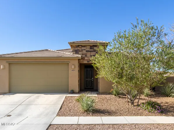 6824 E Via Arroyo Largo, Tucson, AZ 85756