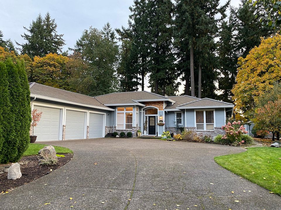 1st image of 9819 SE 18th Cir