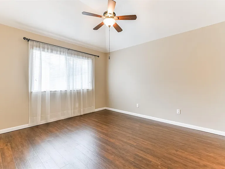 1235 Halls Brg — Photo 16