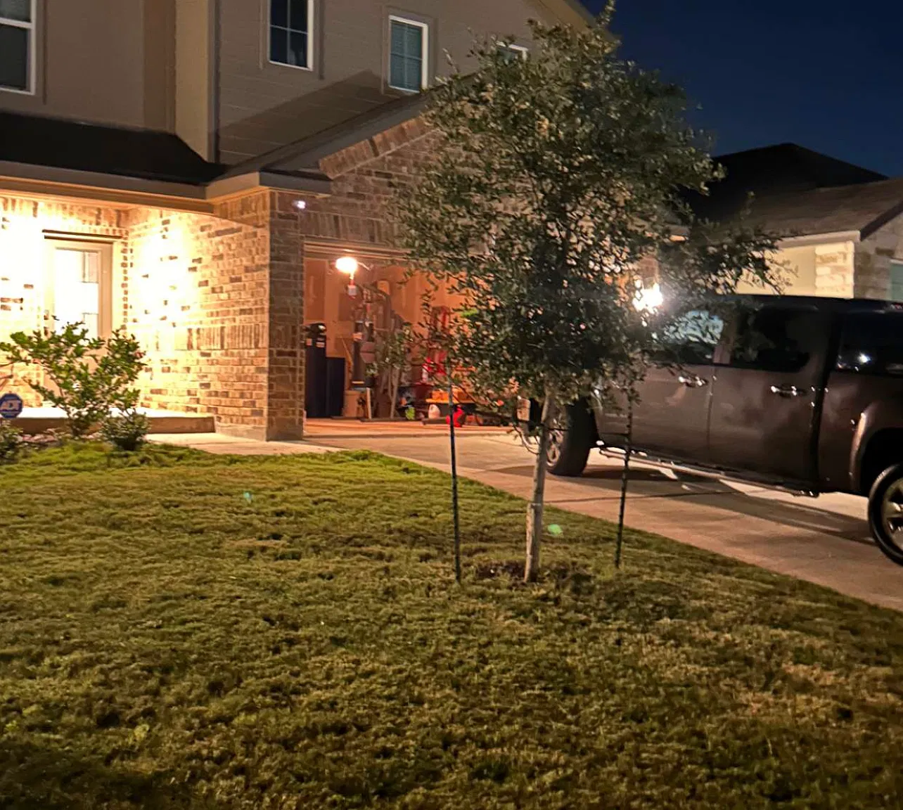 4 bed, 2.5 bath, 2323 sqft, $2,575 — Photo 1