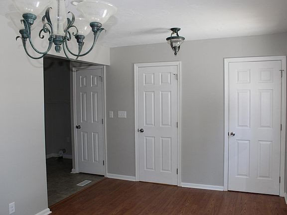 5th image of 29 N Grant St