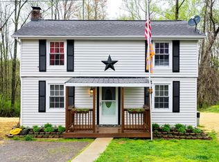 221 Oak St, Norris, TN 37828