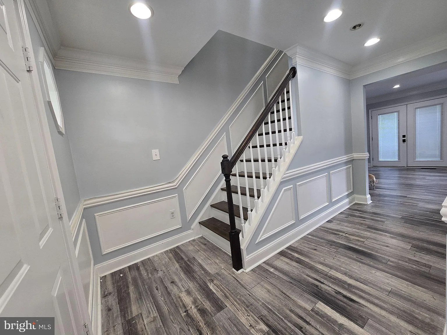 4 bed, 2.5 bath, 2160 sqft, $3,200 — Photo 4
