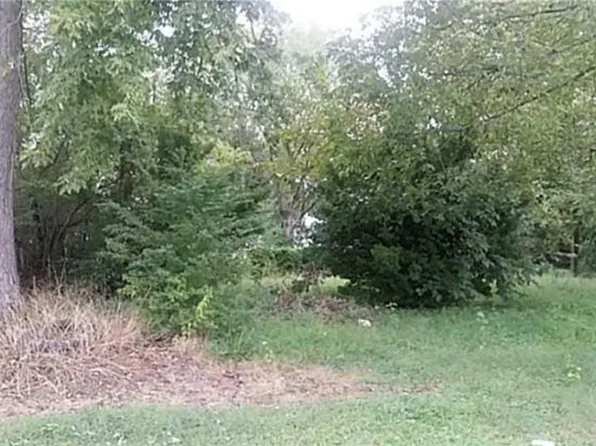 903 Bank Street Ext, Suffolk, VA 23434
